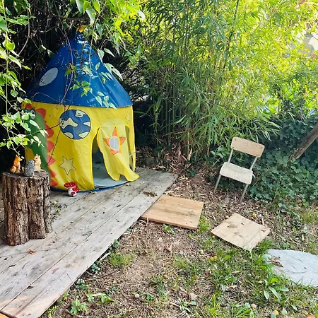 La Grande Maison De La Campagne, Au Pieds Des Pyrénées Ariégeoises Arignac