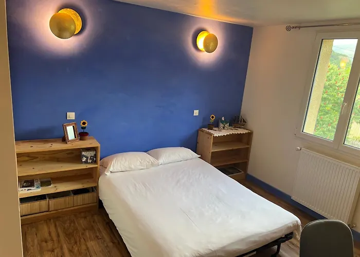 La Grande Maison De La Campagne, Au Pieds Des Pyrénées Ariégeoises Arignac