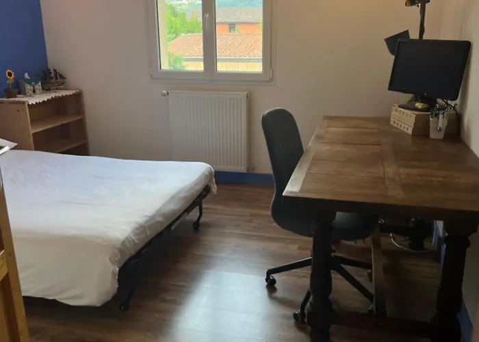 La Grande Maison De La Campagne, Au Pieds Des Pyrénées Ariégeoises